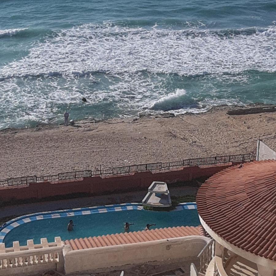 Panorama Apartment With A Charming Sea And Swimming Pool View Near Alexandria With Free Wifi شقة باطلالة ساحرة على البحر وحمام السباحة Ngoại thất bức ảnh